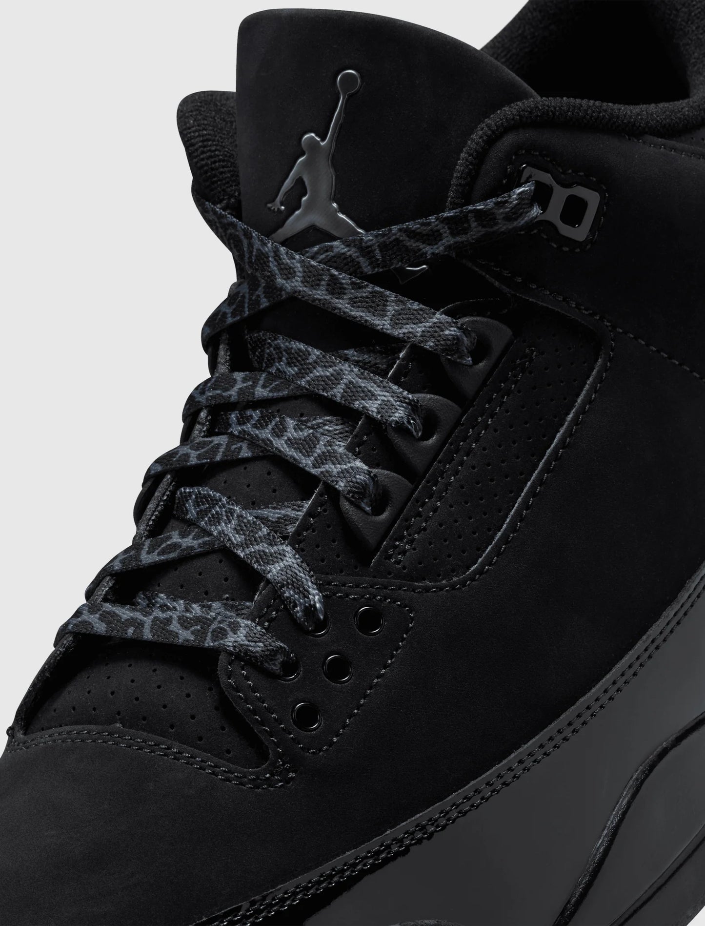 AIR JORDAN 3 ‘BLACK CAT’ 2025