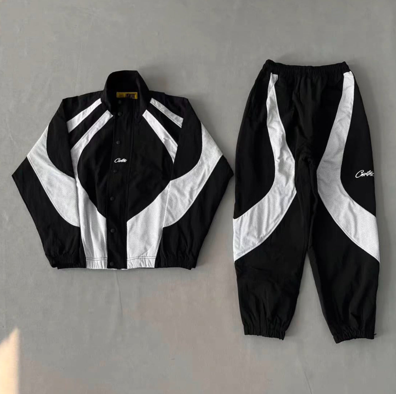 CORTEIZ VERTIGO SHUKU TRACKSUIT SET - BLACK/WHITE